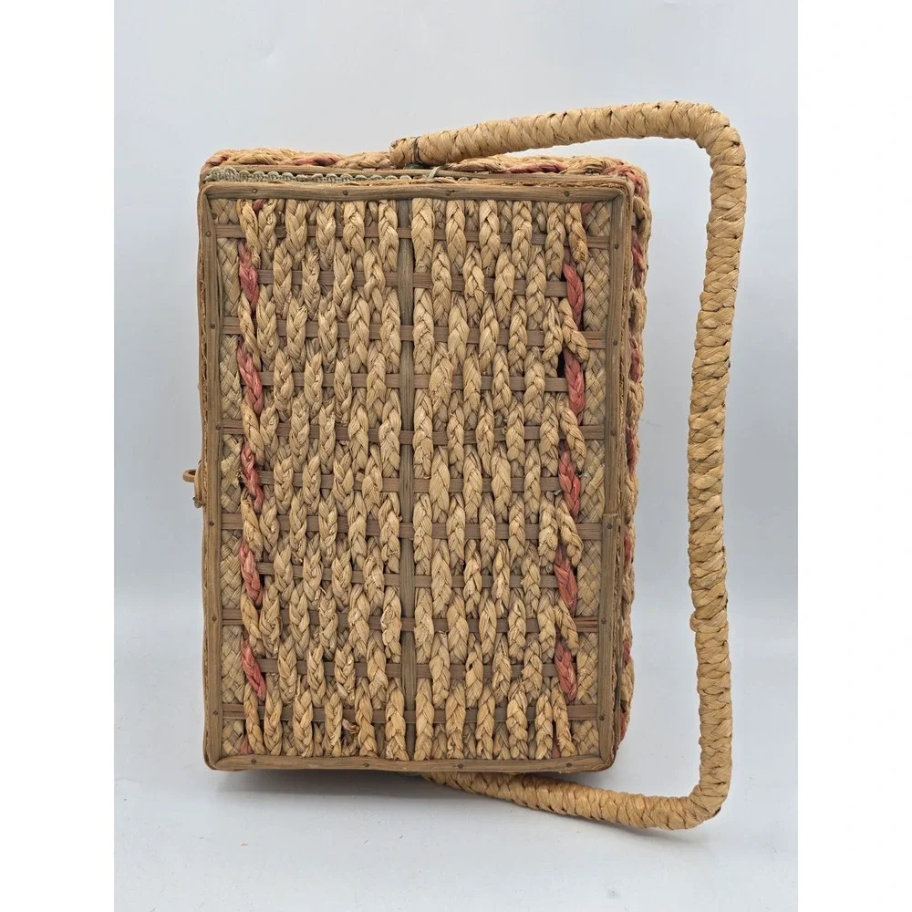 Vintage Large Woven Wicker Sewing Basket - Oakville Company USA - 1950s‎ 10x7x5